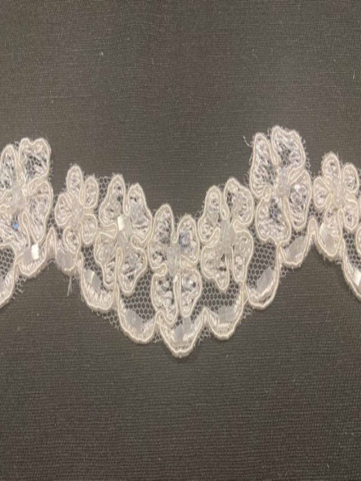 Ivory Corded Lace Edging with Bead &amp; Sequin Detail 2.5cm Wide