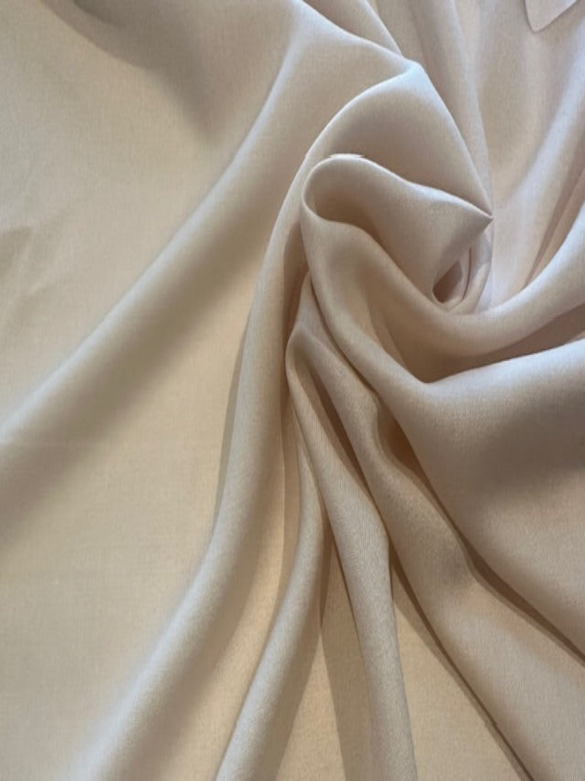 Champagne Soft & Silky Handle with Some One Way Stretch