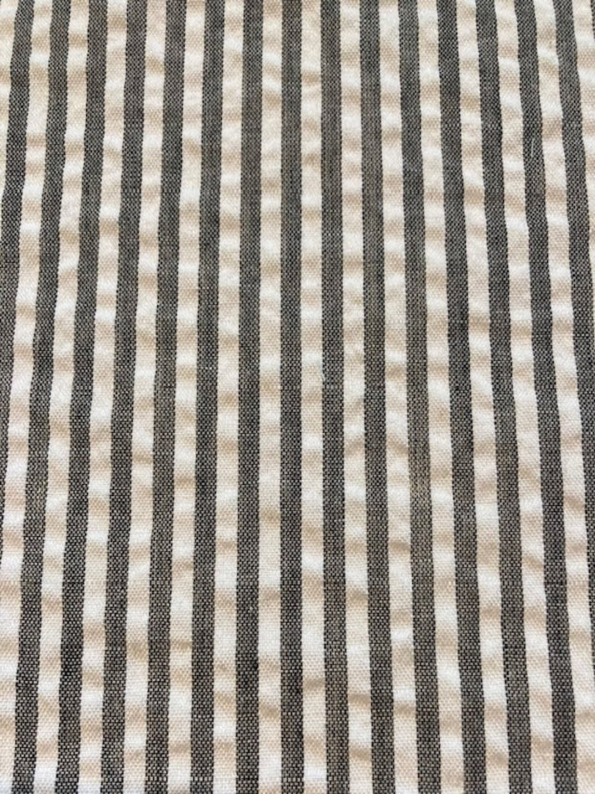 Black/White 4mm Seersucker Candy Stripe