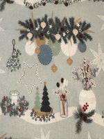Cosy Christmas Seasonal Centre Pieces on Cotton