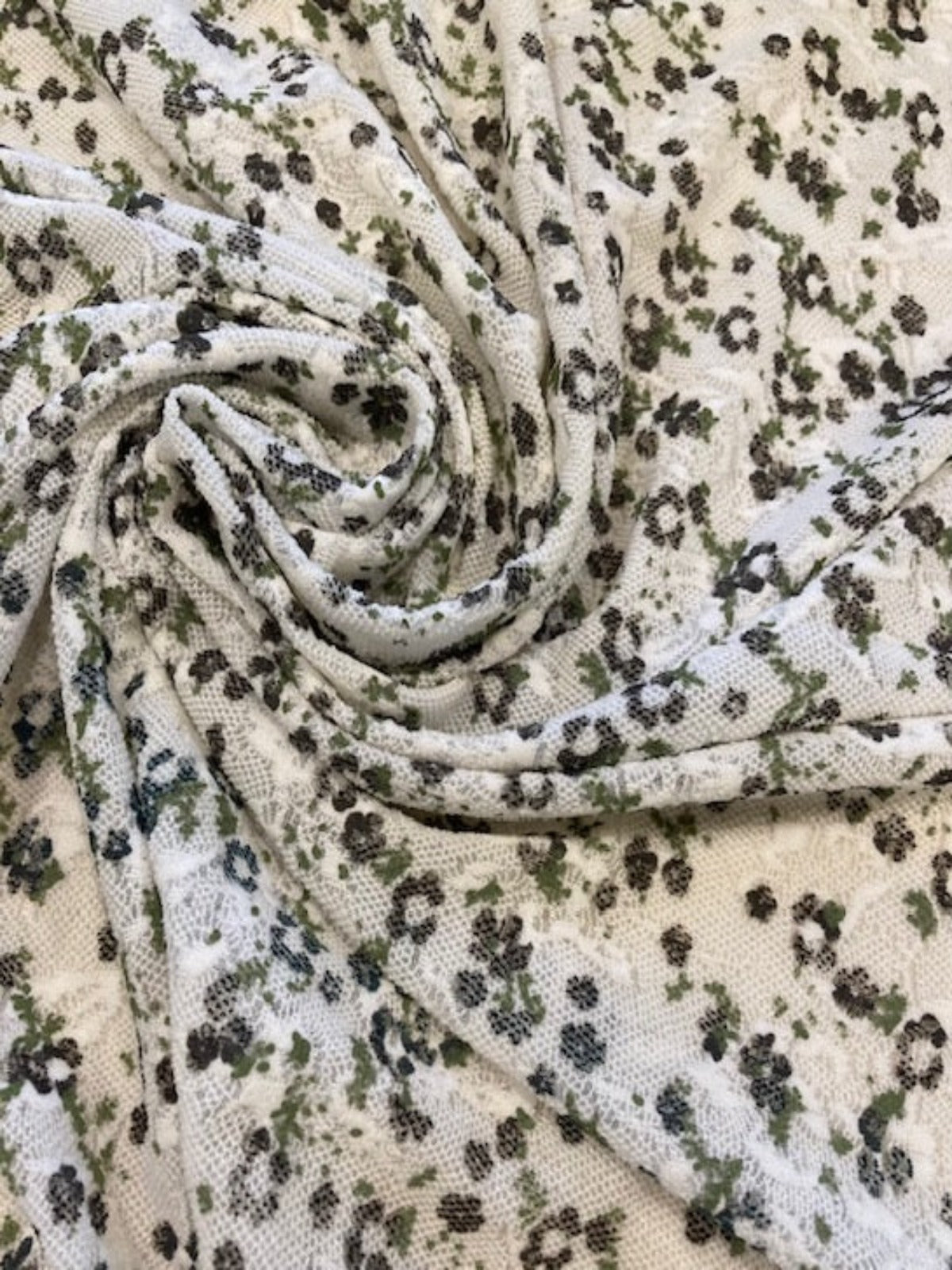 Ditsy Green/Black Flower on White Lace