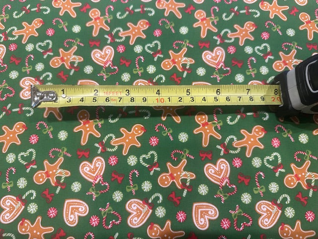 Christmas Gingerbread Hearts & Bows on Green Poly/Cotton