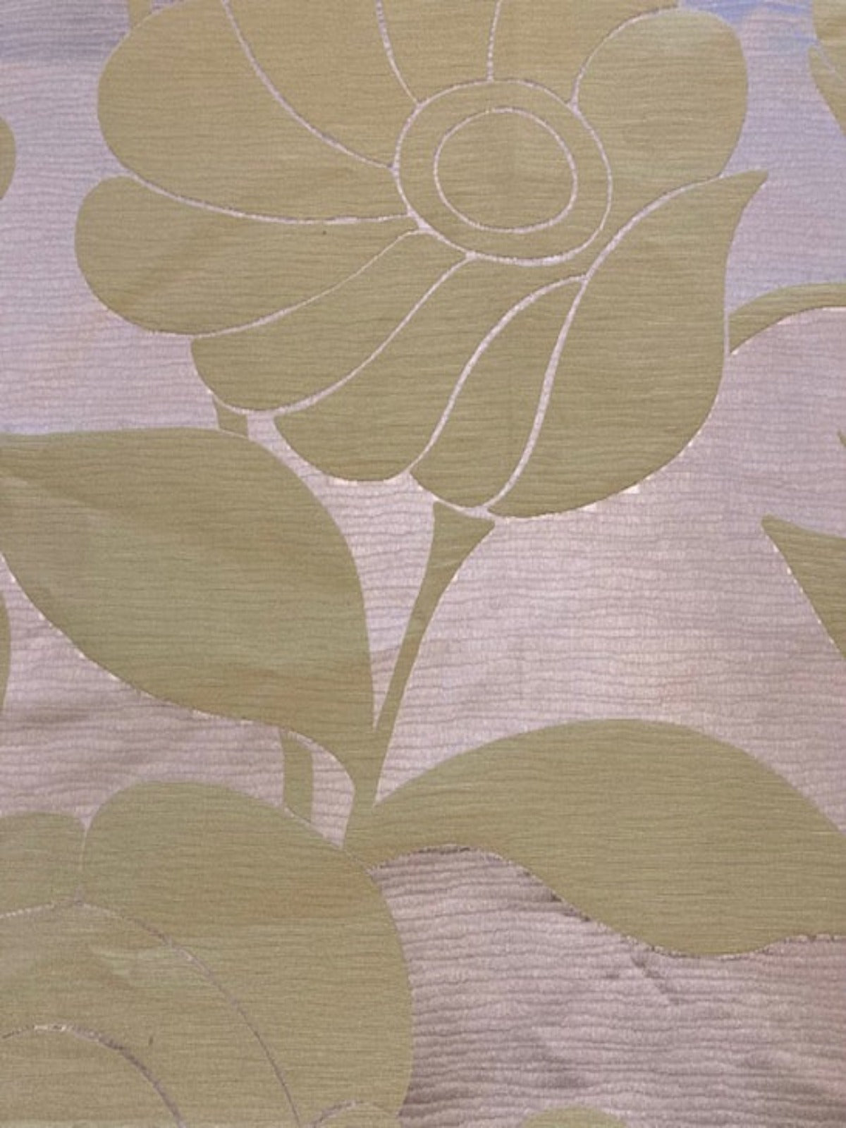 Apple/Silver Large Flower Damask "Harlequin - Empathy"