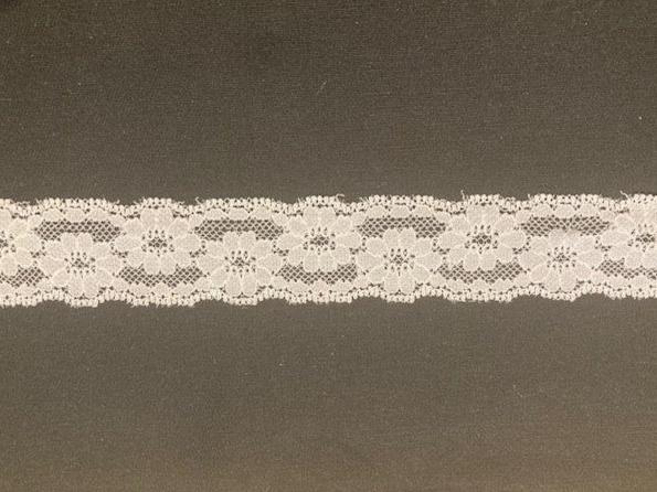 Ivory Flower Chantilly Lace Trim with some Stretch. 3cm Wide