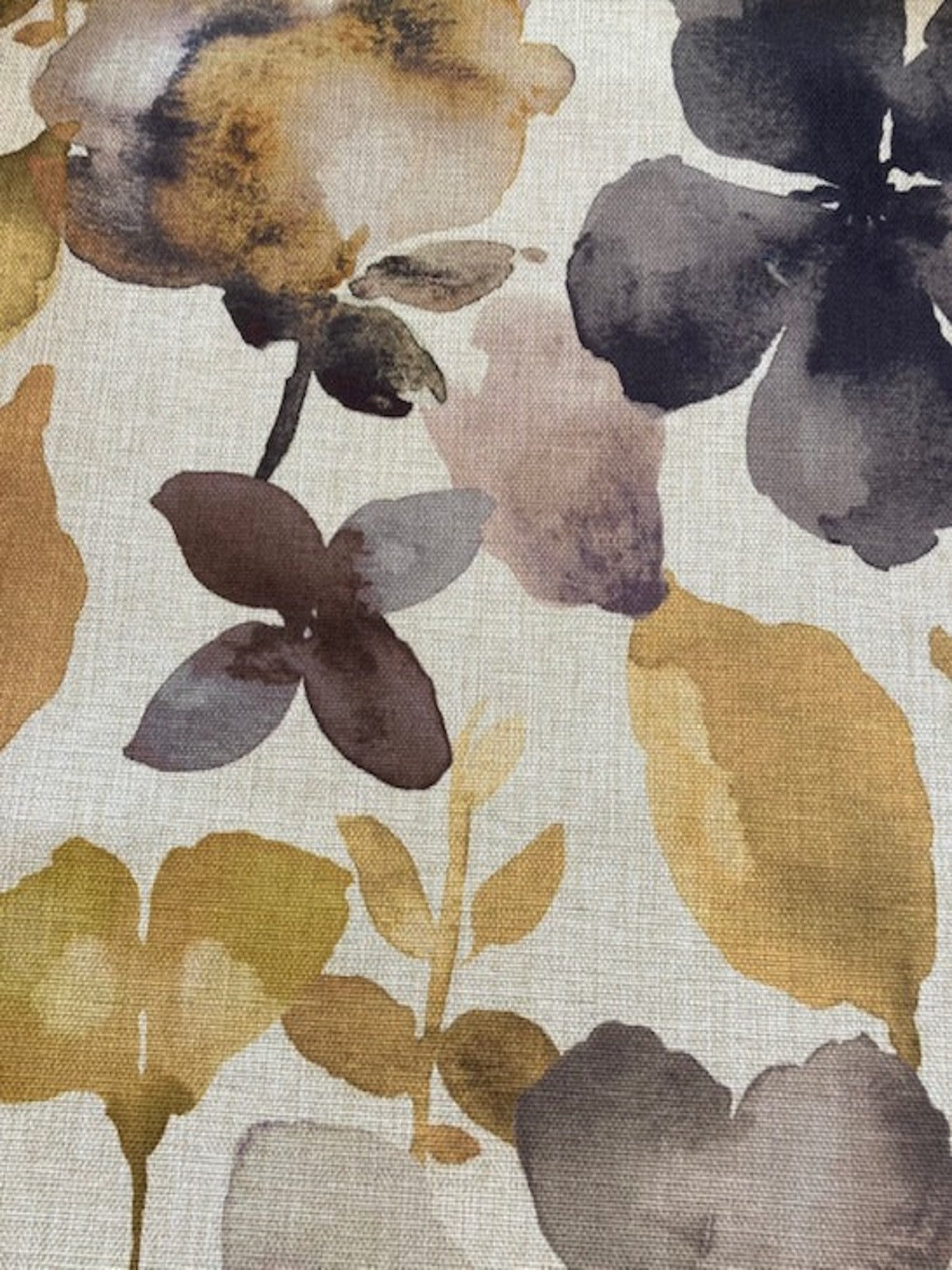 Lime/Grey Watercolour on Natural Base Furnishing