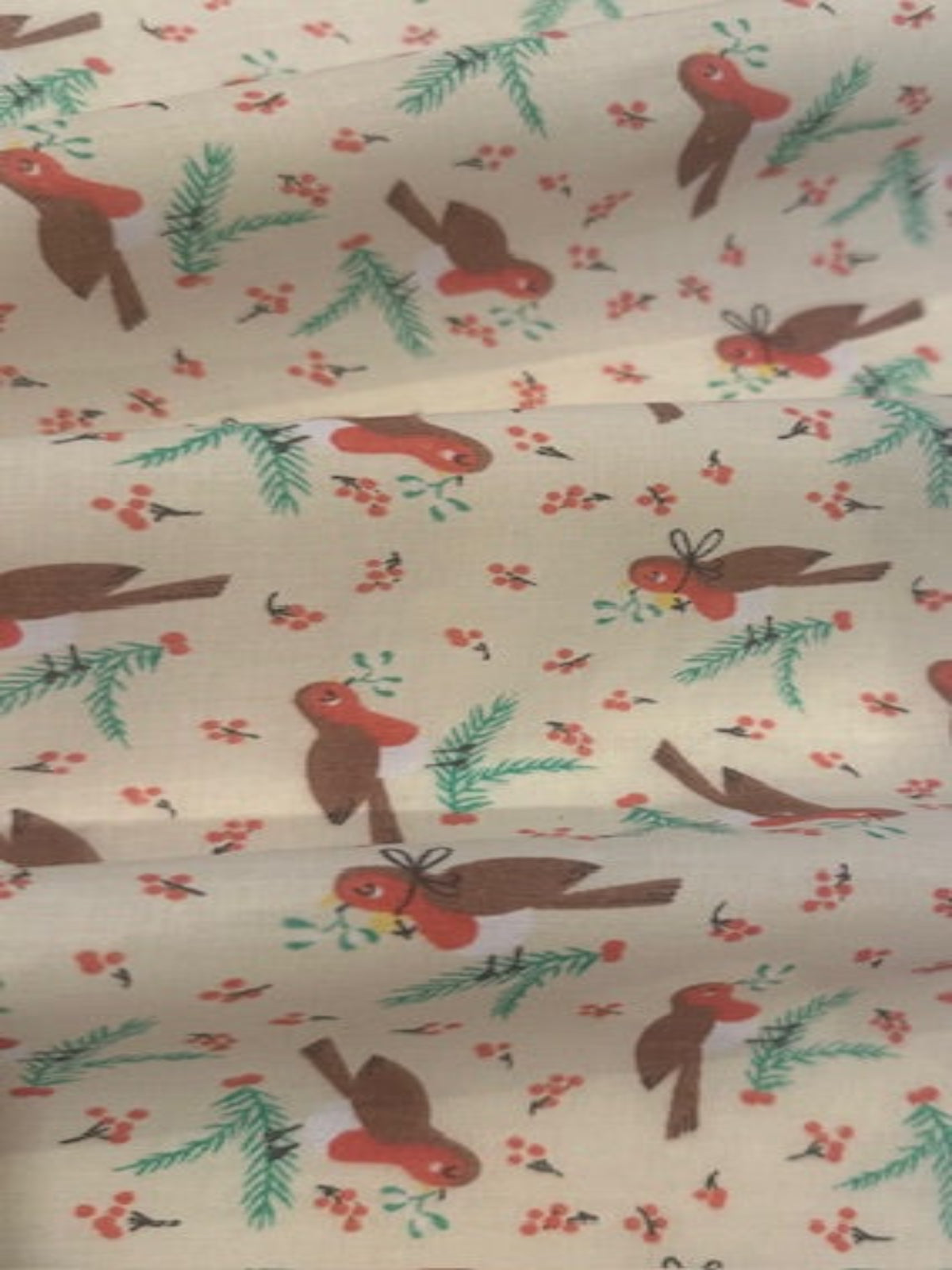 Christmas Robins & Red Berries on Cream Poly/Cotton