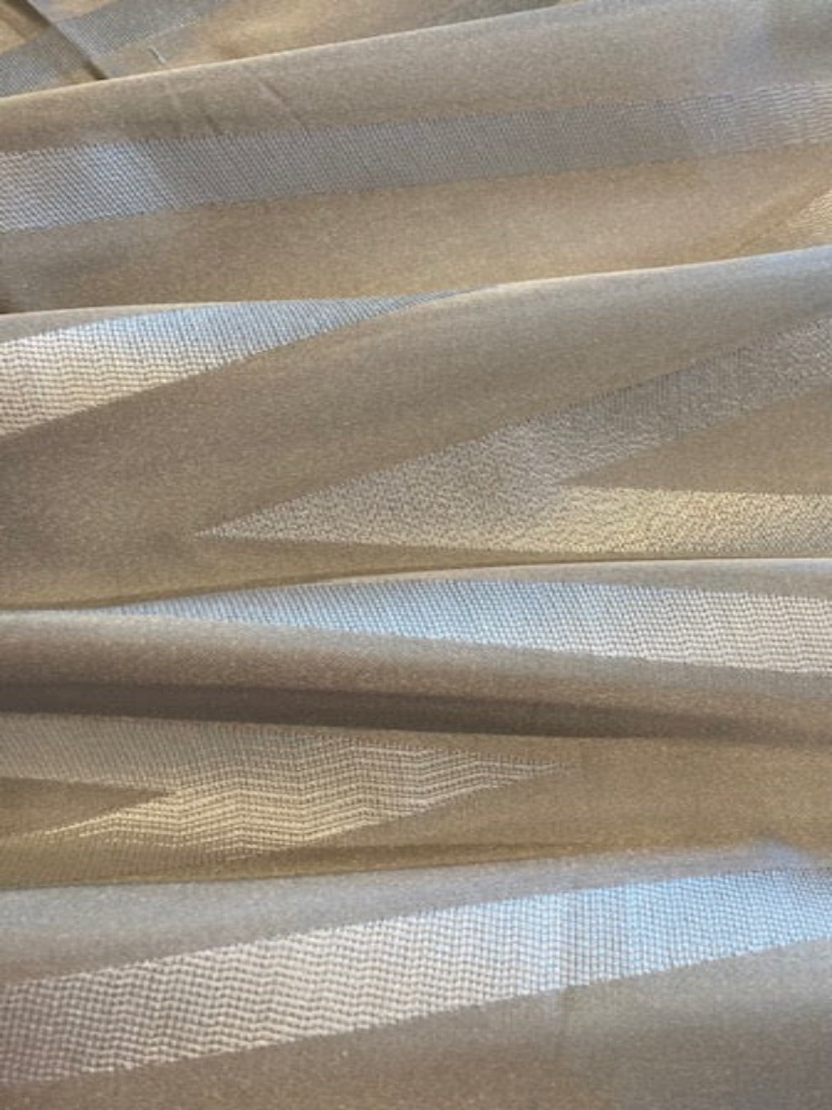 Silver Zig Zag Jacquard