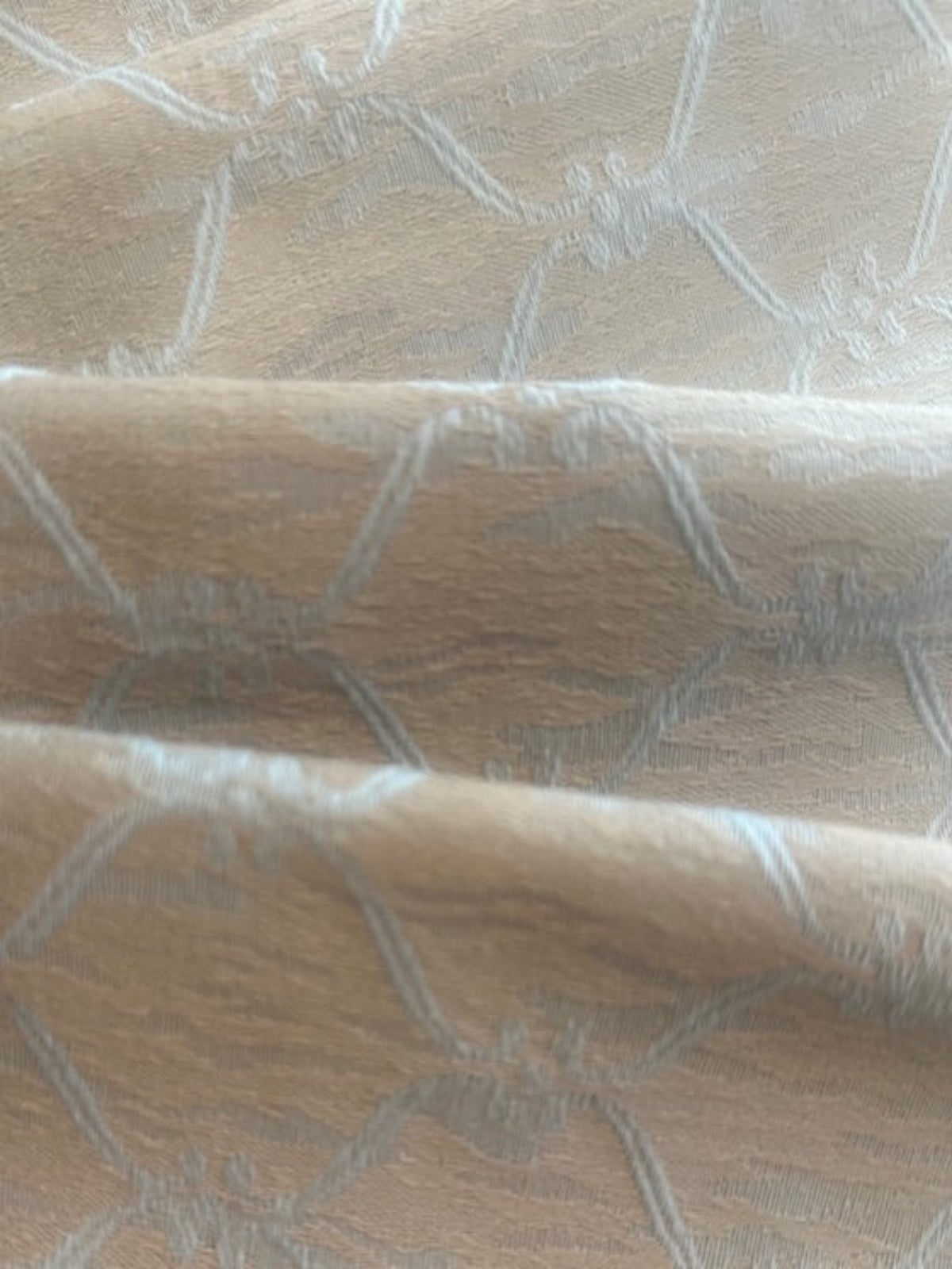 Pale Duck Egg/Pale Gold Trellis Jacquard