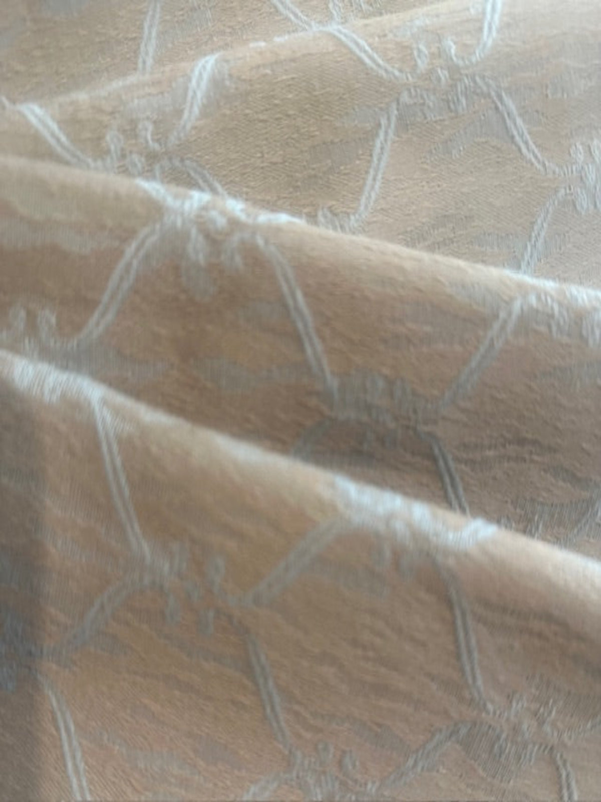 Pale Duck Egg/Pale Gold Trellis Jacquard