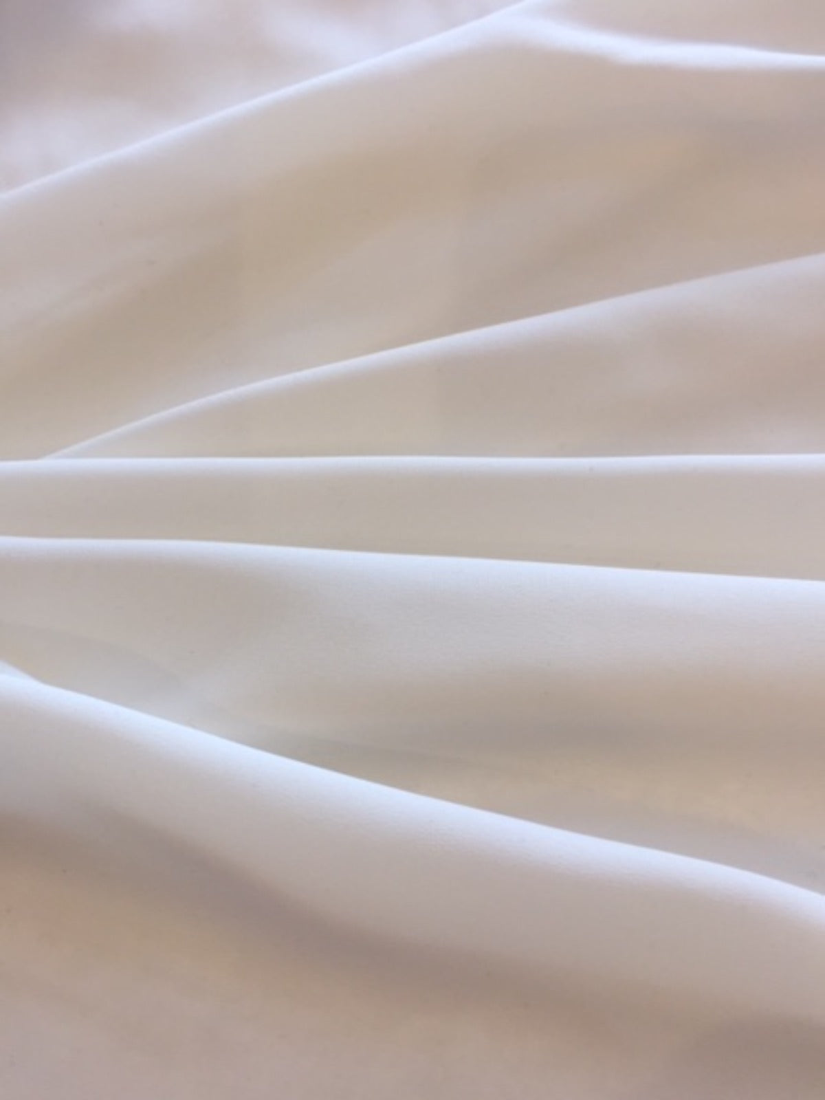 Ivory Crepe de Chine RECYCLED Polyester - Deadstock fabric on AmoThreads