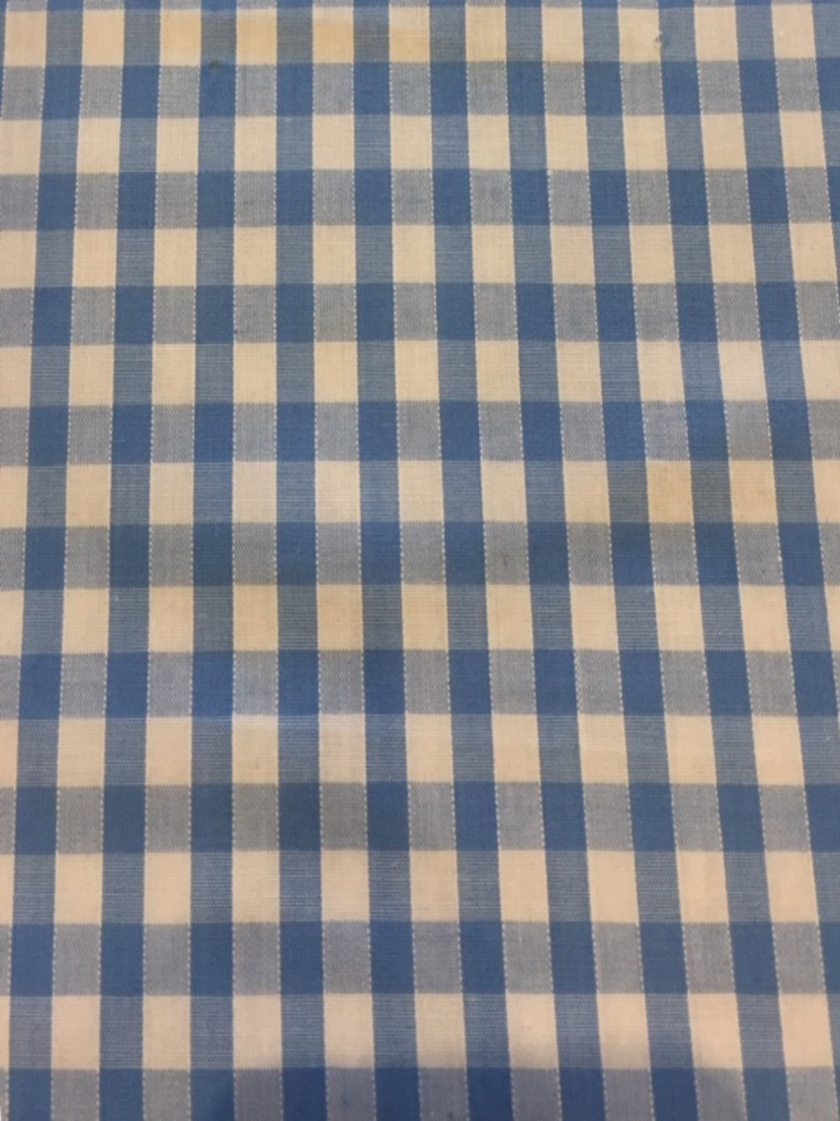 Light Blue 1/4" Gingham Check - Deadstock fabric on AmoThreads