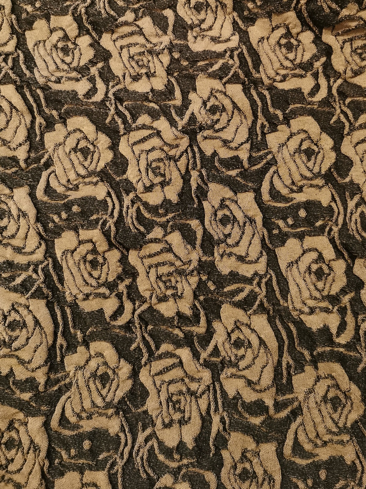 Coffee/Black Rose Knitted Jacquard