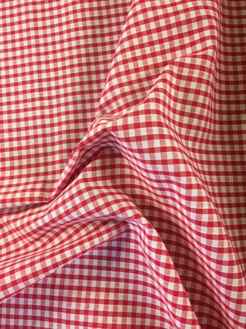Red 1/8" gingham check - Deadstock fabric on AmoThreads