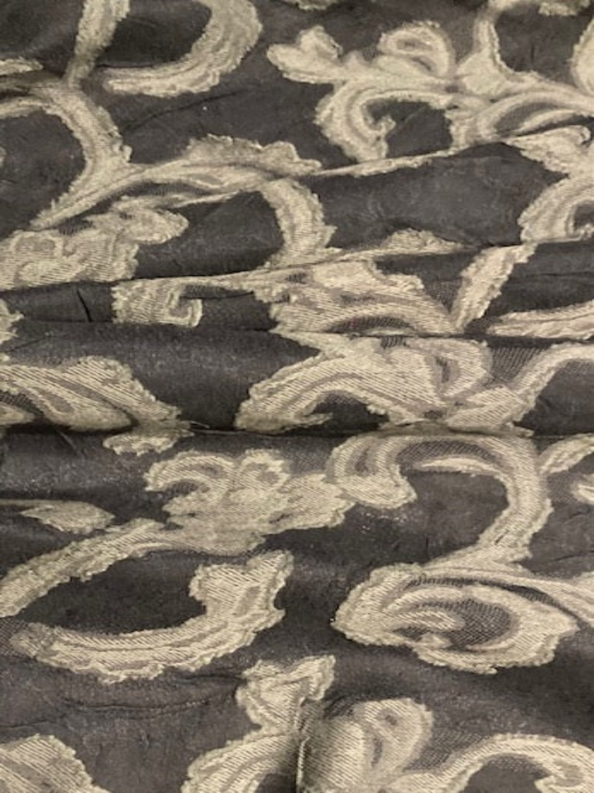 Grey / Black Woven Jacquard